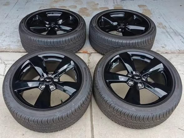 2015+ Mustang wheels and tires - Image 2