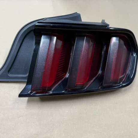 Ford Mustang GT350 GT V6 EcoBoost Tail Light RH Pass. Side LED