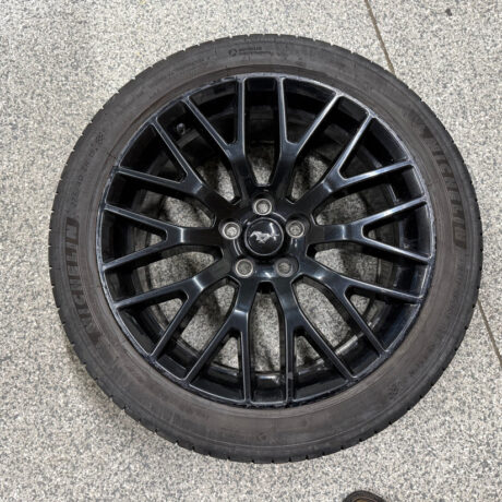 Mustang GT 5.0 19x9.5" Wheel Rim PP1 Rear 275/40/19 Michelin